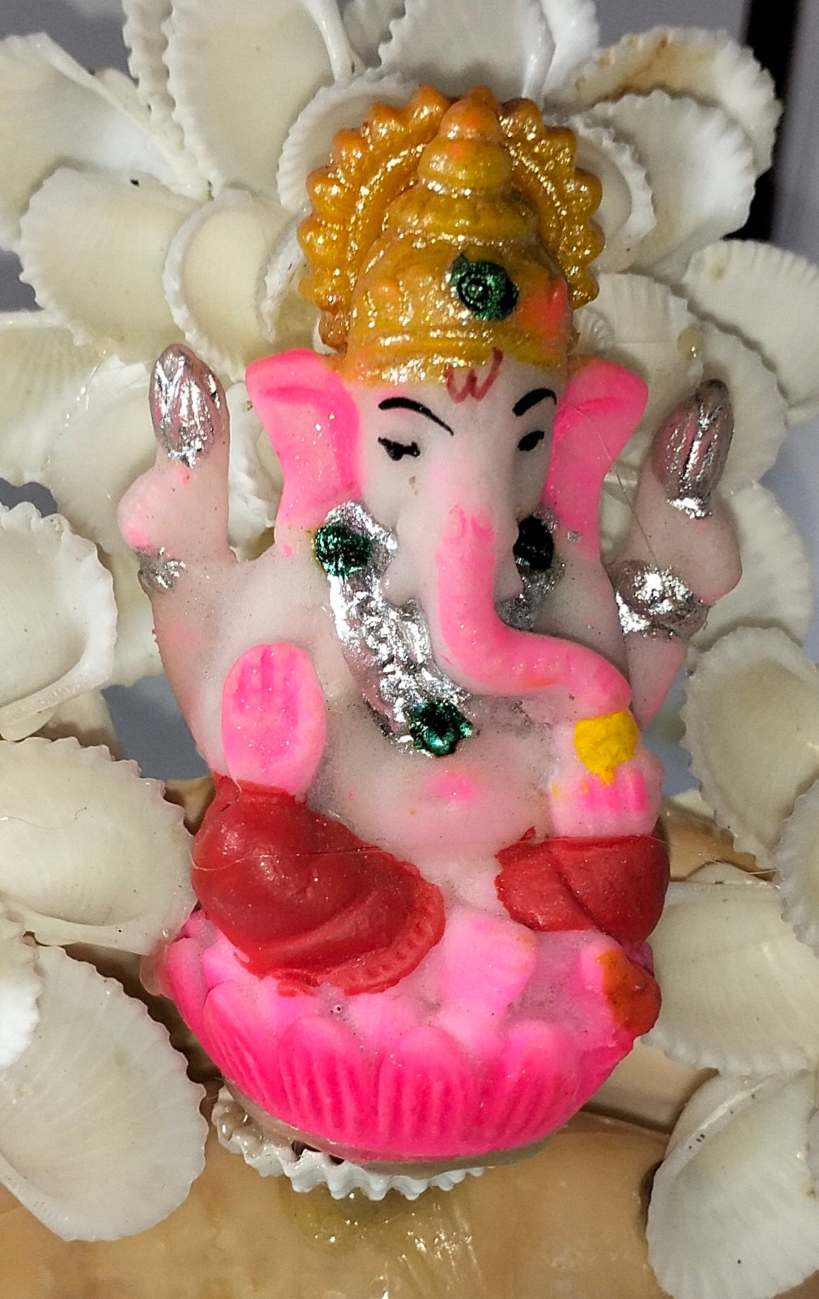 Sea Shell with Lord Ganesha